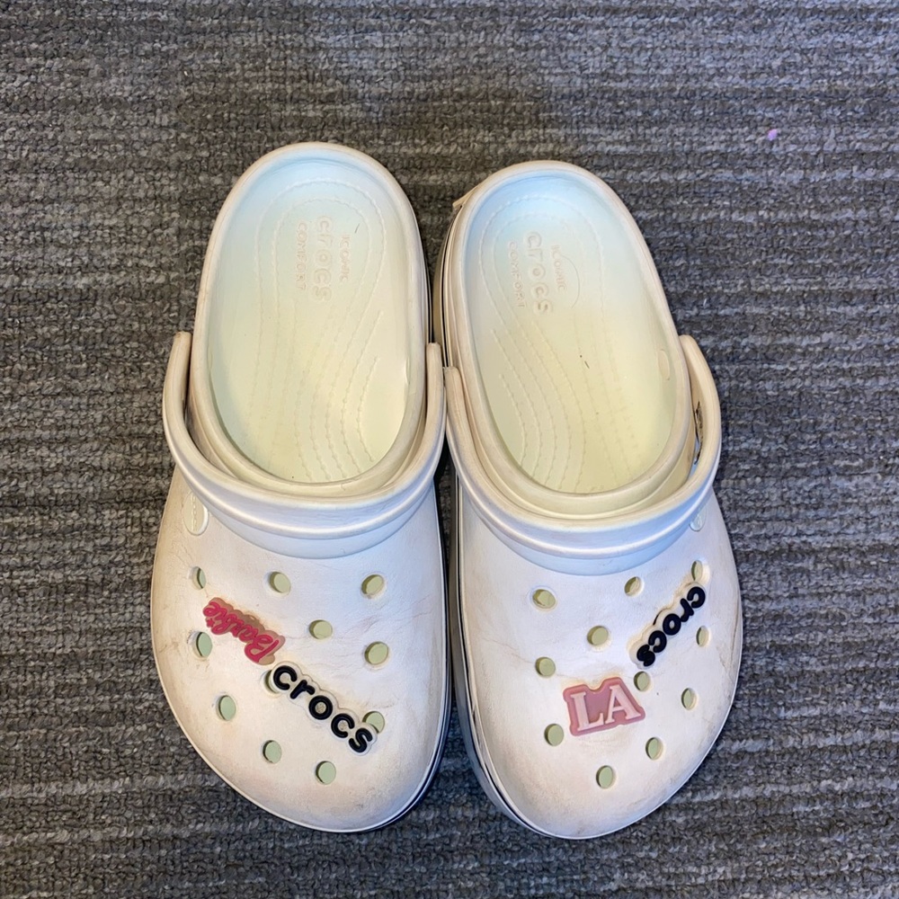 crocs platforms